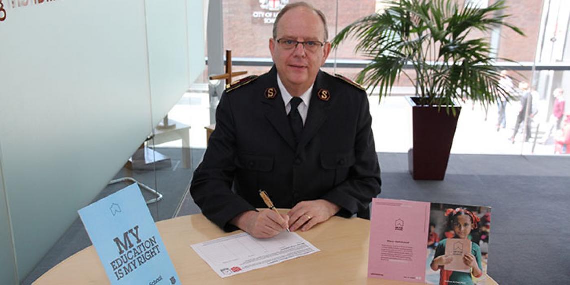 General André Cox has added his signature to the #UpForSchool petition demanding that world leaders take immediate action to get every girl and boy into school.