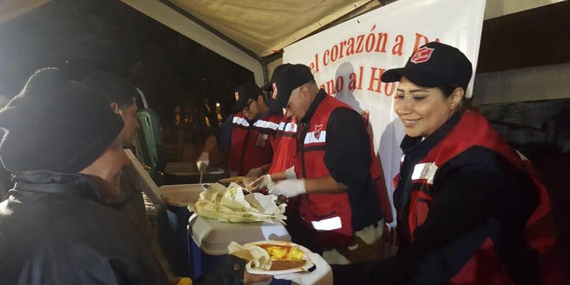 TS helping migrant caravan